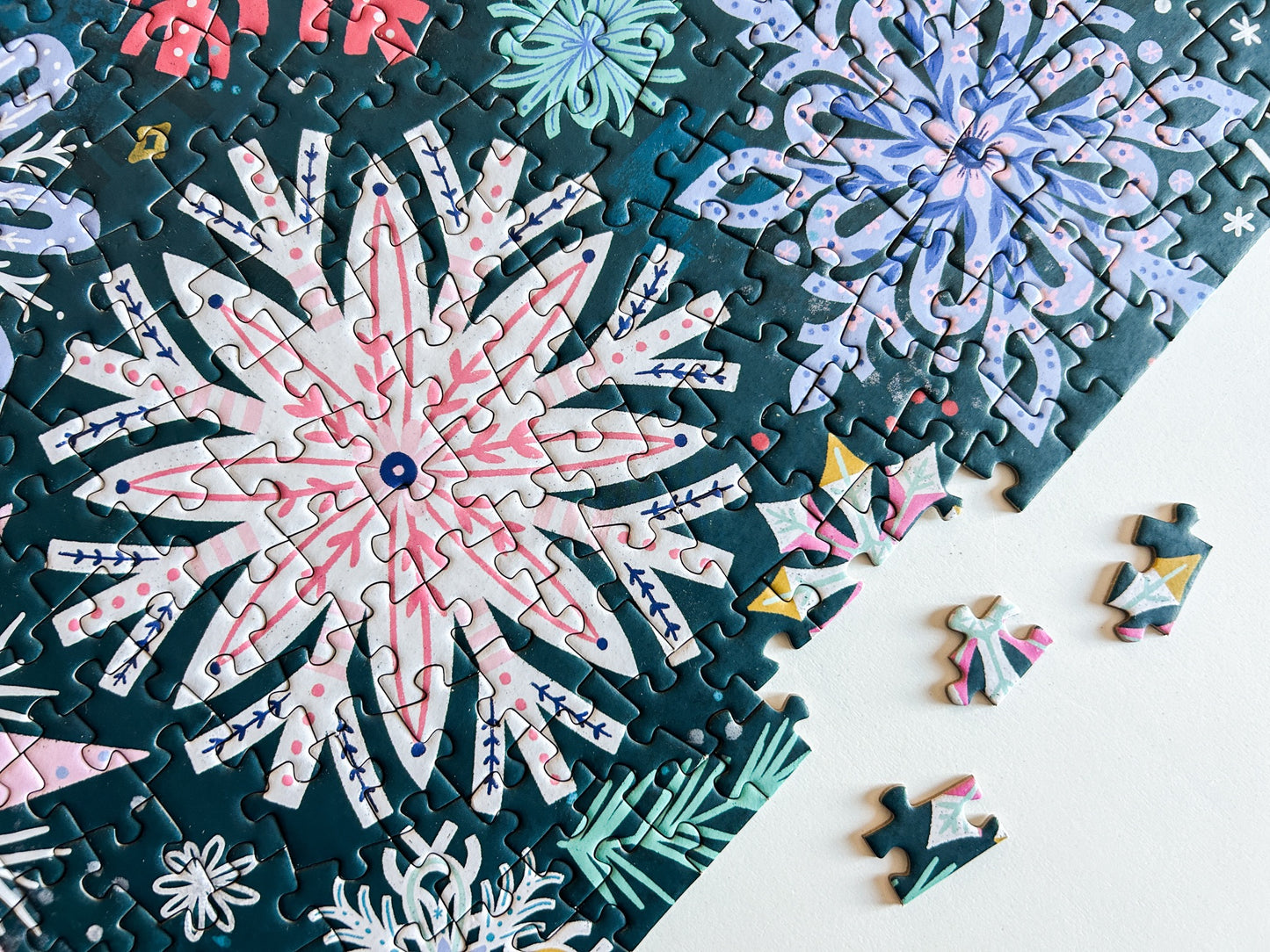 Kaleido•snow 1000 Pc Puzzle