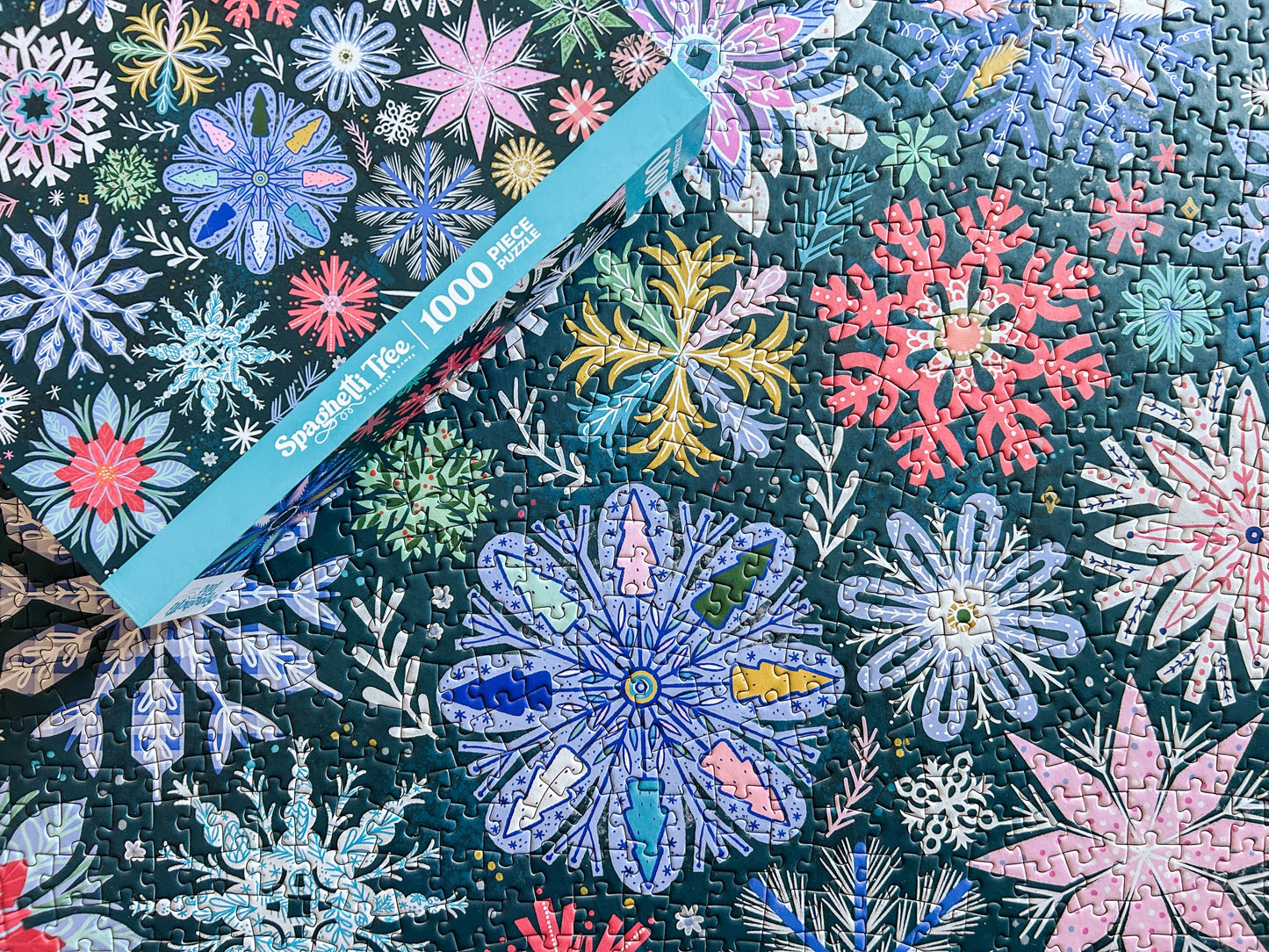 Kaleido•snow 1000 Pc Puzzle