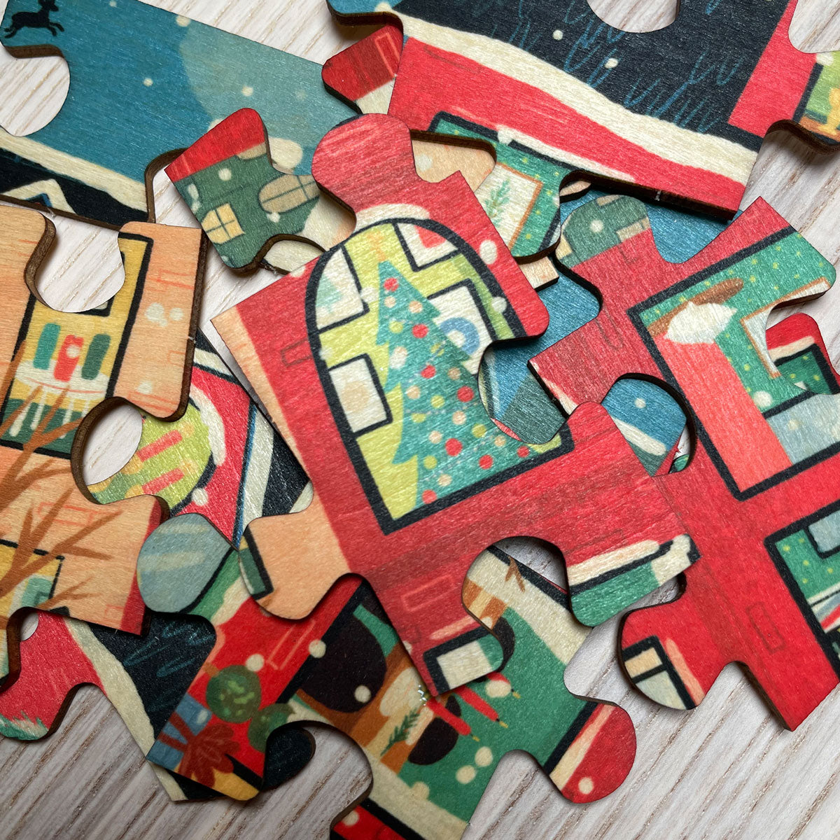 Holiday Home 24 Pc Wood Puzzle