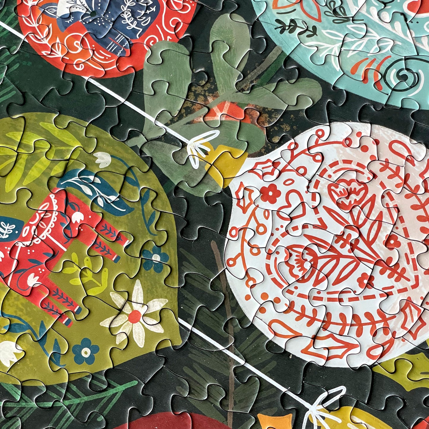 Yuletide Gleam 500 Pc Puzzle
