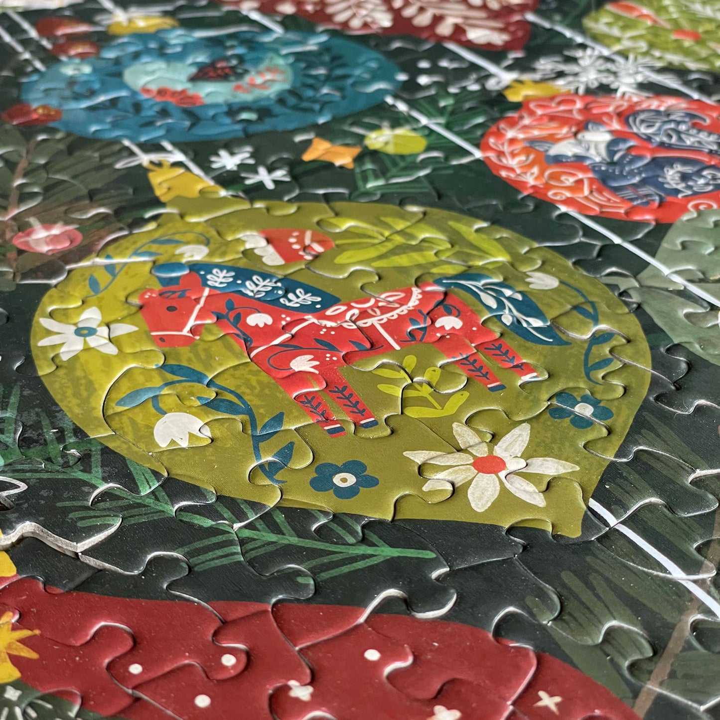 Yuletide Gleam 500 Pc Puzzle