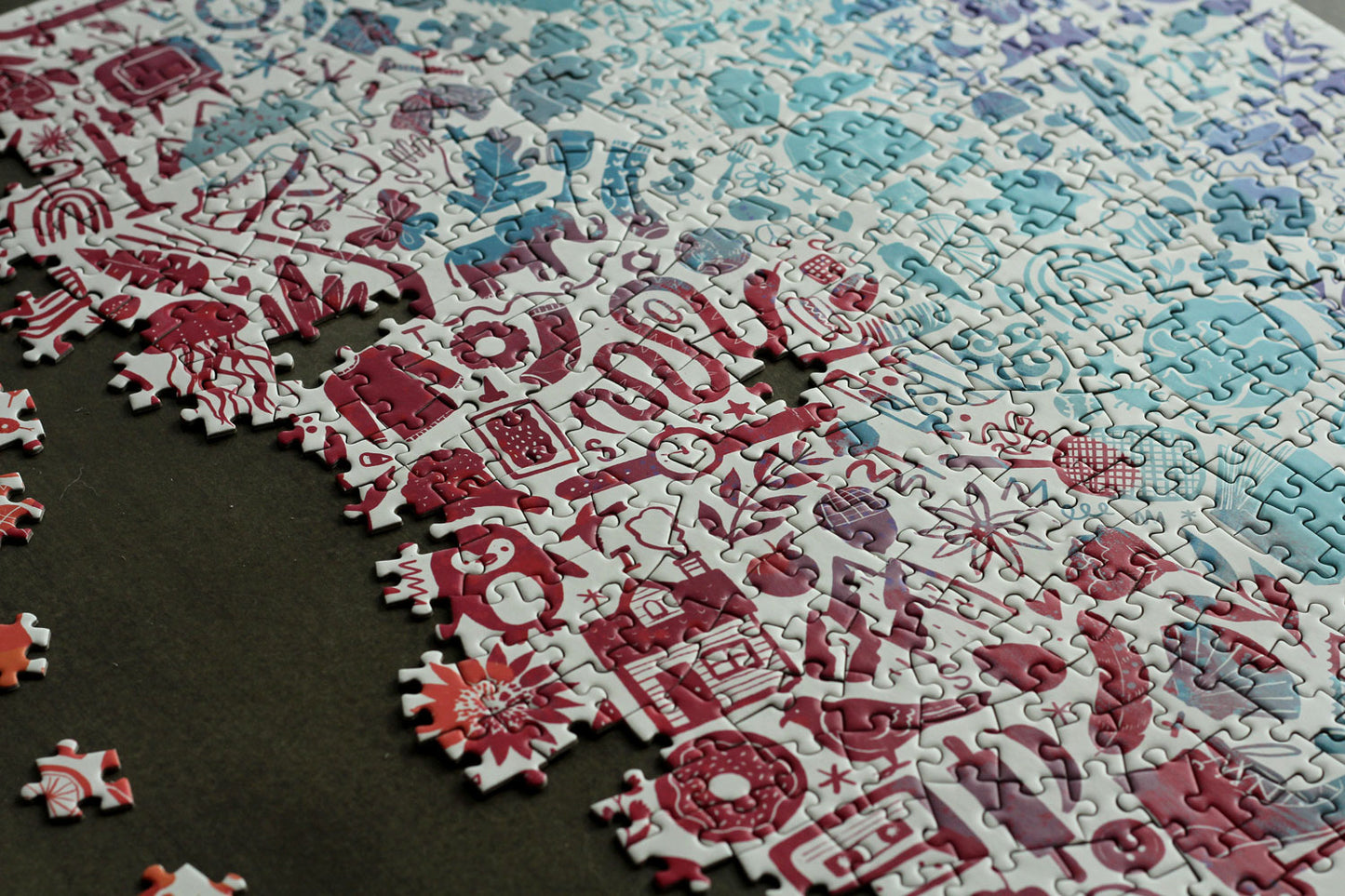 Stuff and Things in Color 1000 Pc Puzzle