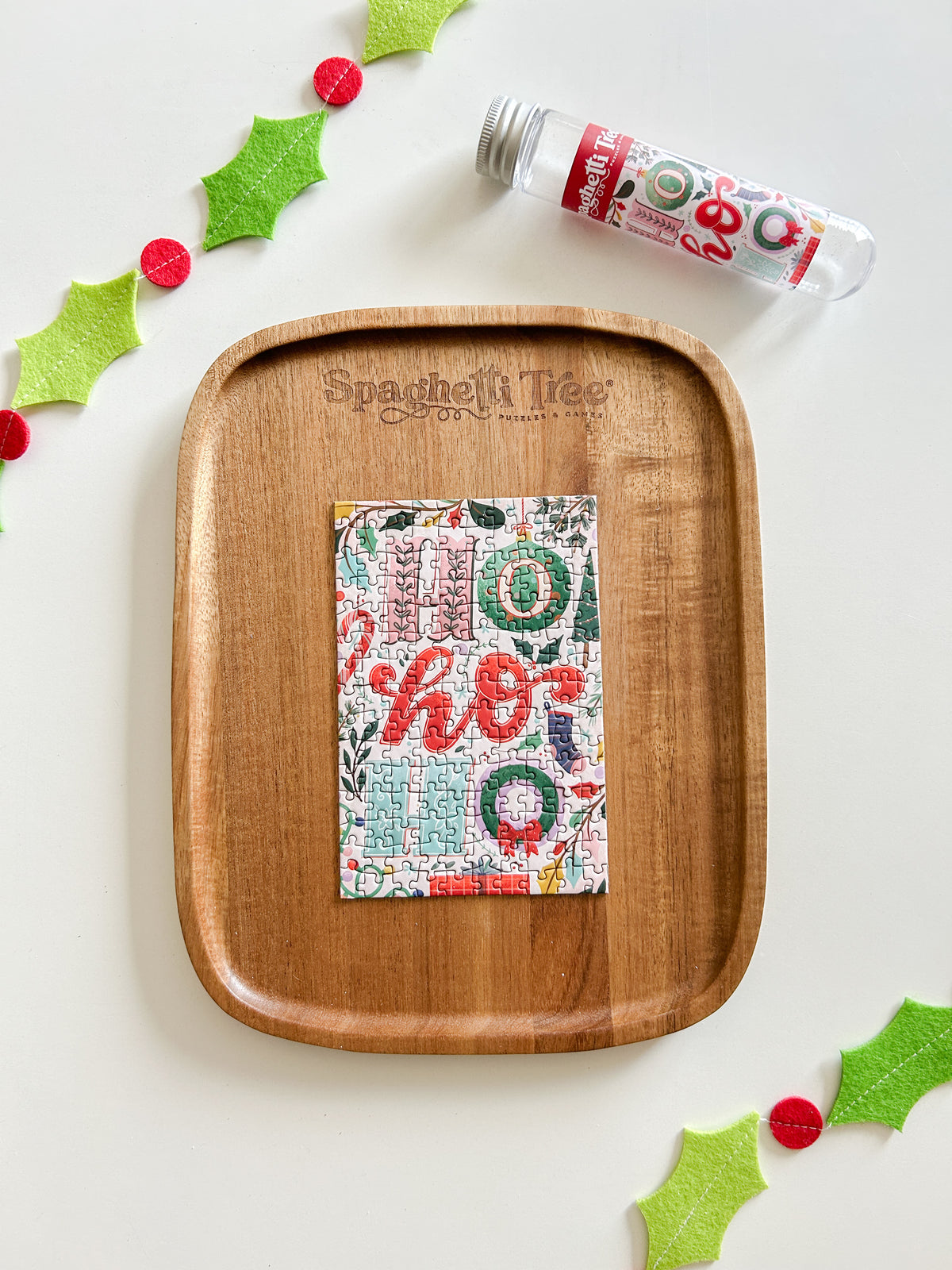 Ho Ho Holiday 150 Pc Mini Puzzle