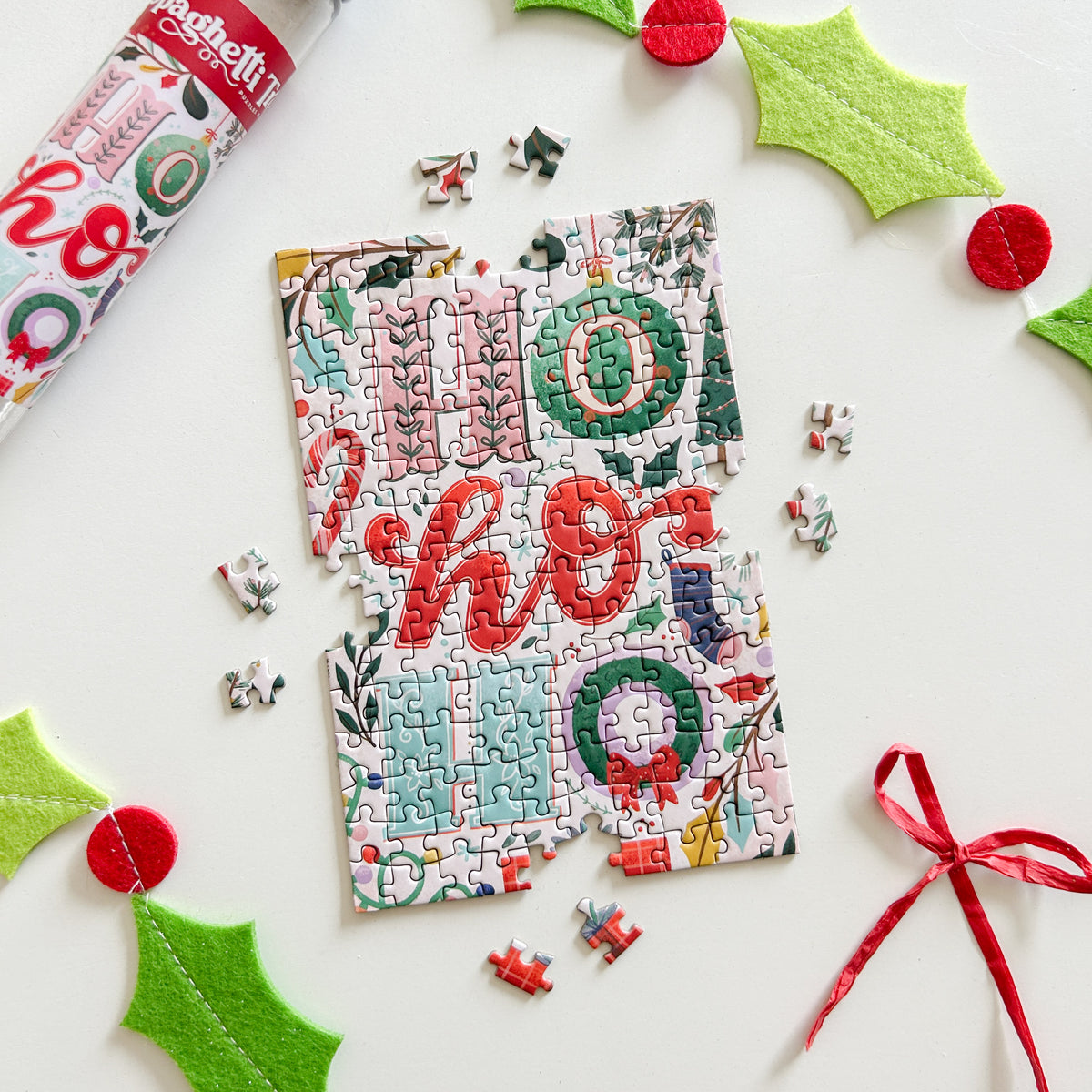Ho Ho Holiday 150 Pc Mini Puzzle