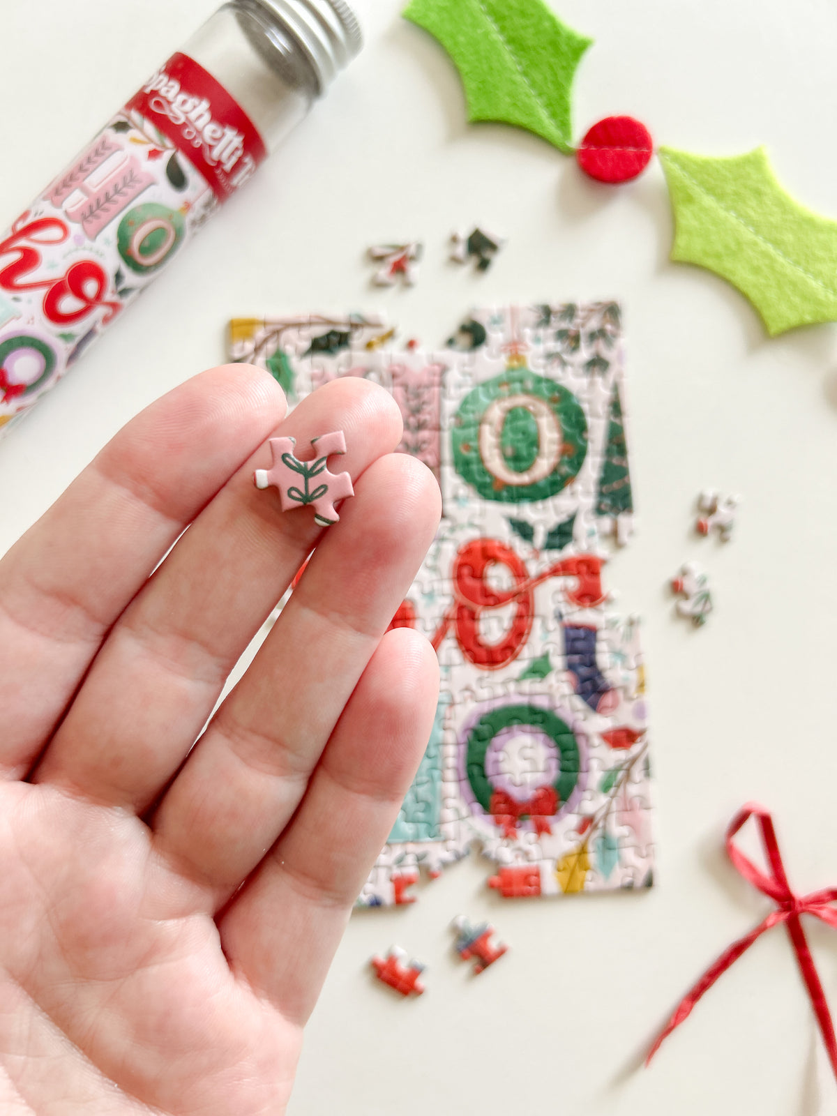 Ho Ho Holiday 150 Pc Mini Puzzle