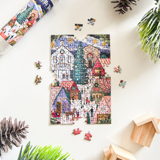 Christmas Market 150 Pc Mini Puzzle