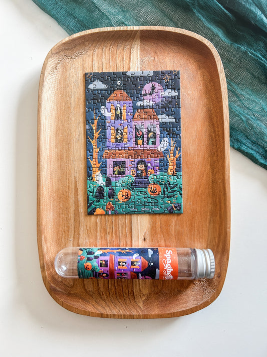 Spooky Manor 150 Pc Mini Puzzle