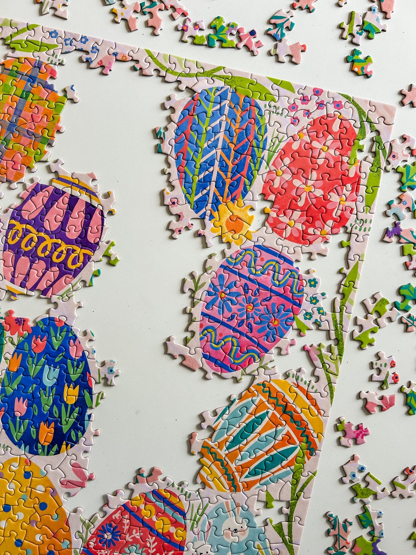 Feeling Eggstra 500 Piece Easter Egg Puzzle