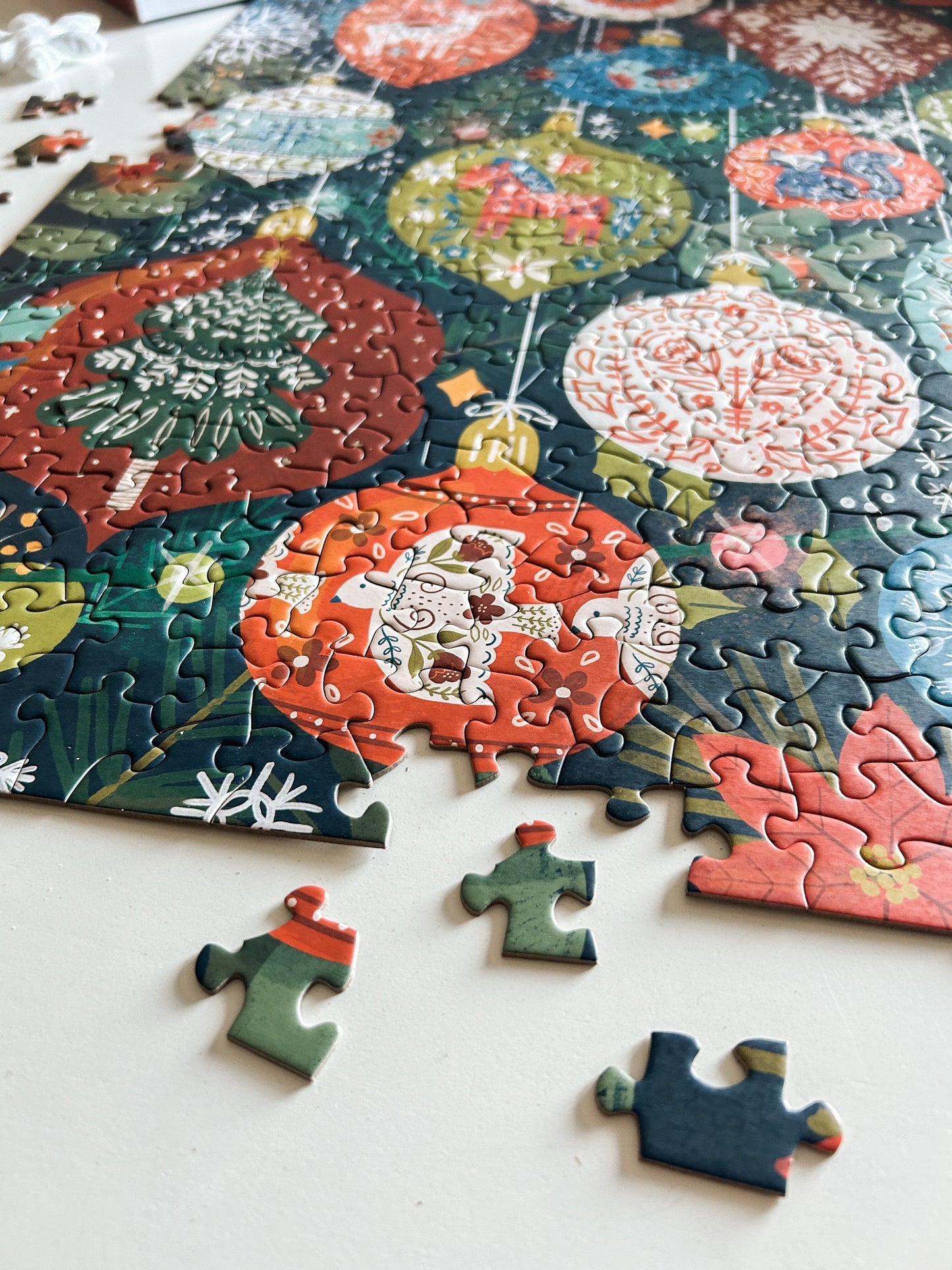 Yuletide Gleam 500 Pc Puzzle