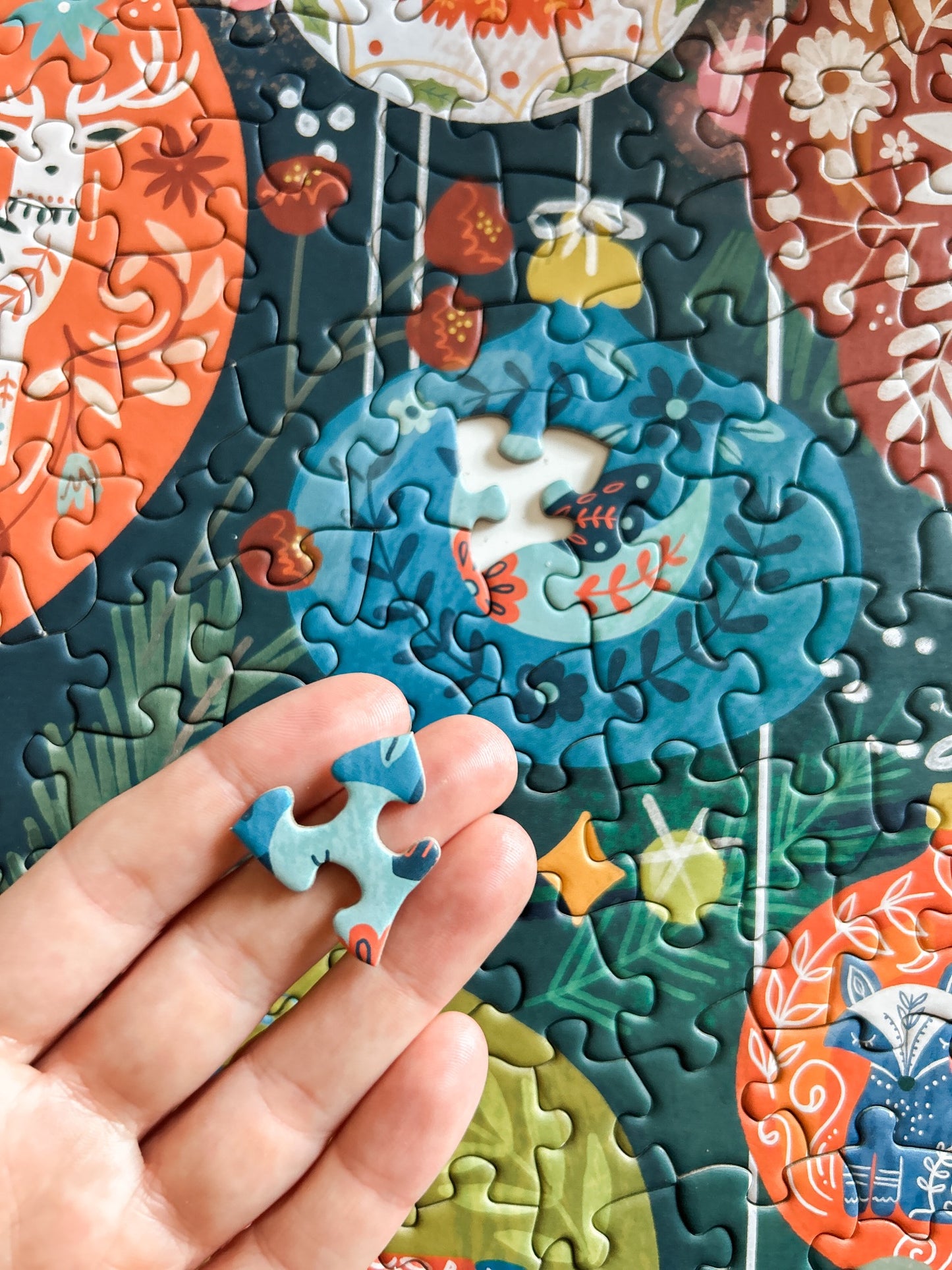 Yuletide Gleam 500 Pc Puzzle