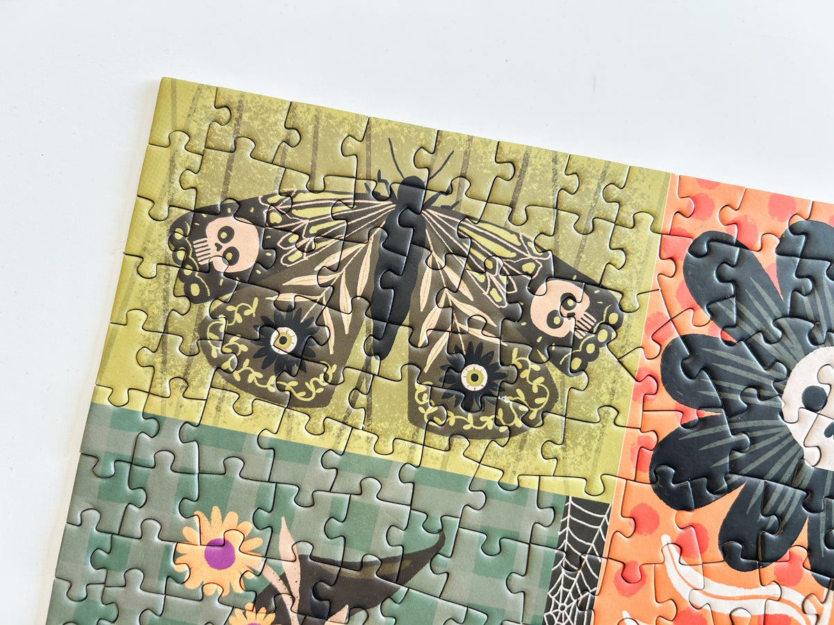 Happy Halloween 1000 Pc Puzzle *DAMAGED BOX*