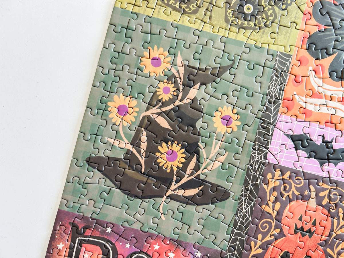 Happy Halloween 1000 Pc Puzzle *DAMAGED BOX*