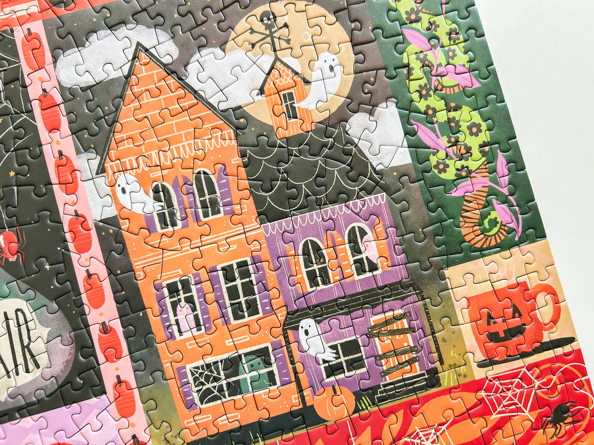 Happy Halloween 1000 Pc Puzzle *DAMAGED BOX*