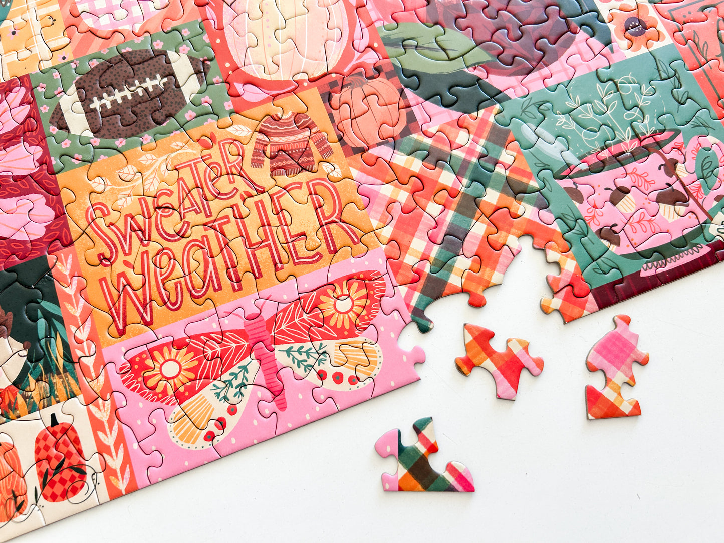 Sweater Weather 500 Piece Fall Puzzle *DAMAGED BOX*