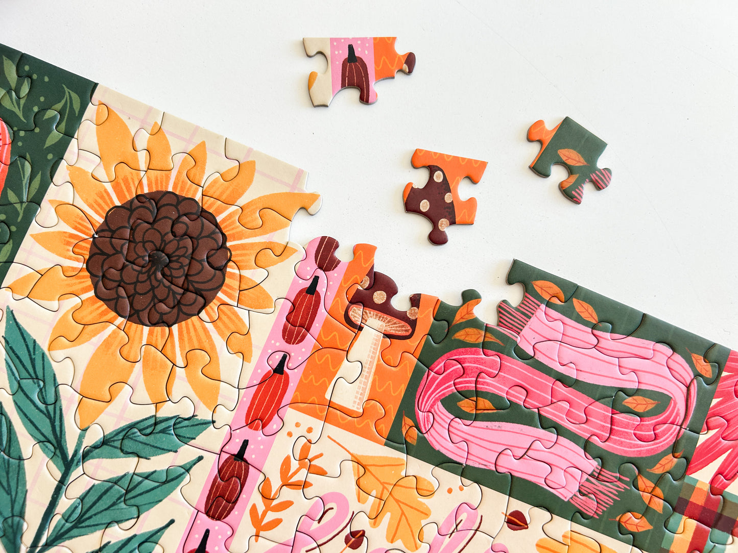 Sweater Weather 500 Piece Fall Puzzle *DAMAGED BOX*