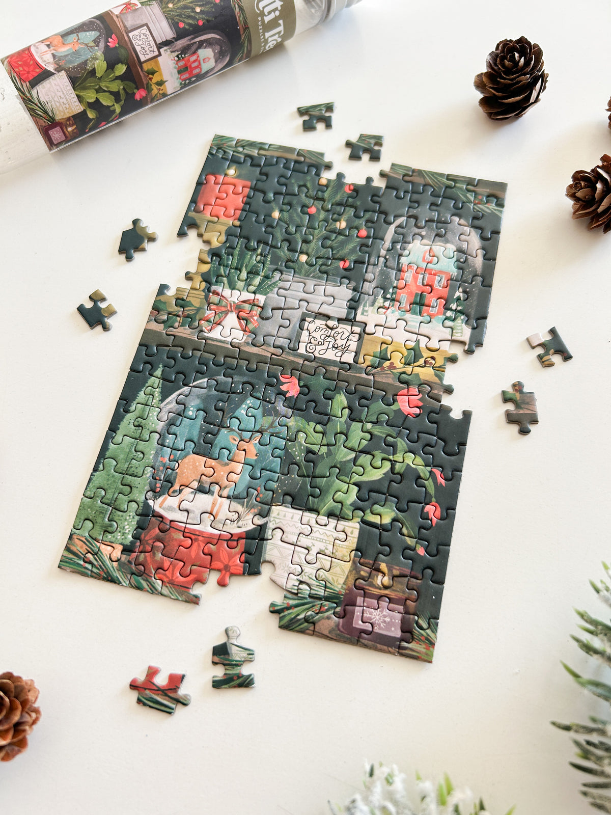 Deck the Shelves 150 Pc Mini Puzzle