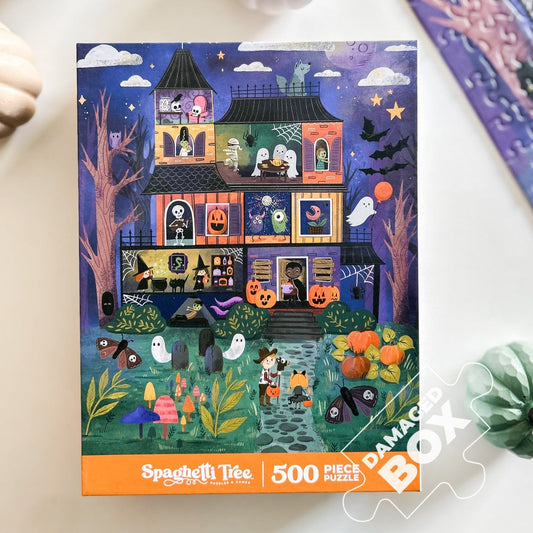 Spooky Manor 500 Piece Halloween Puzzle *DAMAGED BOX*